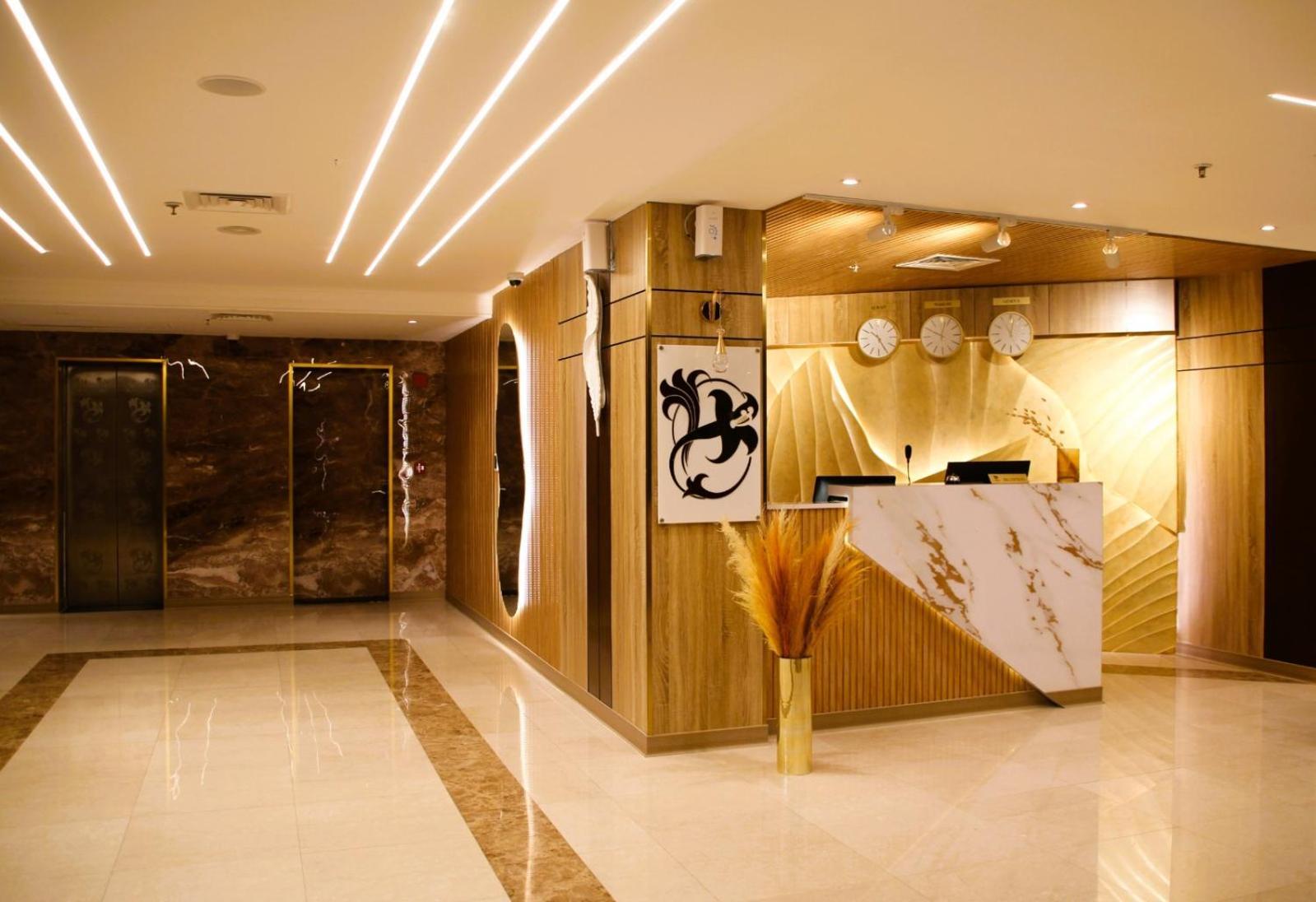 Plaza Athenee Hotel Koweït Extérieur photo