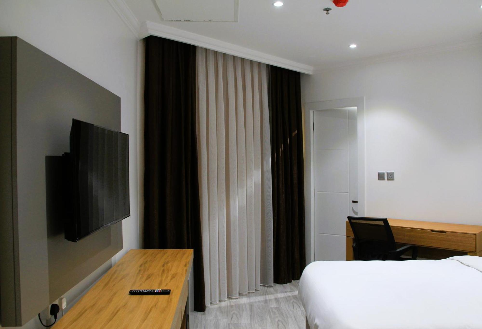 Plaza Athenee Hotel Koweït Extérieur photo